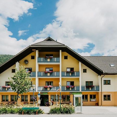 Gasthof Wunder Gnesau Sonnleiten エクステリア 写真