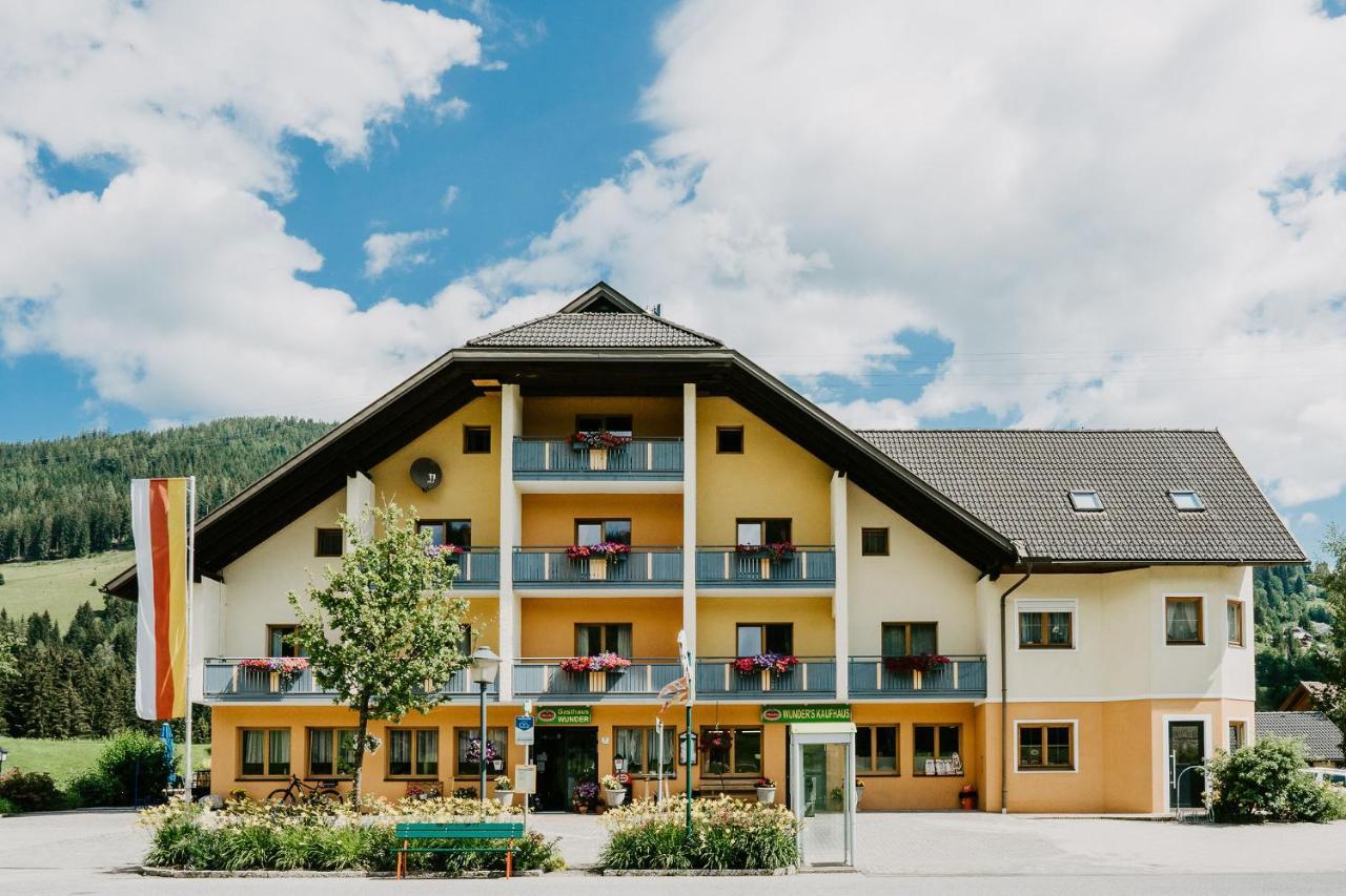 Gasthof Wunder Gnesau Sonnleiten エクステリア 写真
