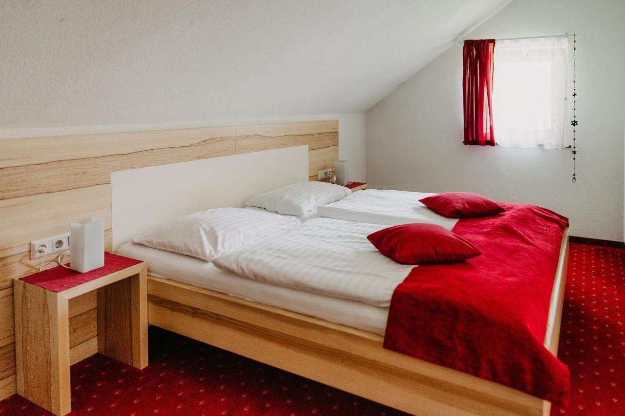 Gasthof Wunder Gnesau Sonnleiten エクステリア 写真